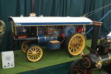 Show Pictures